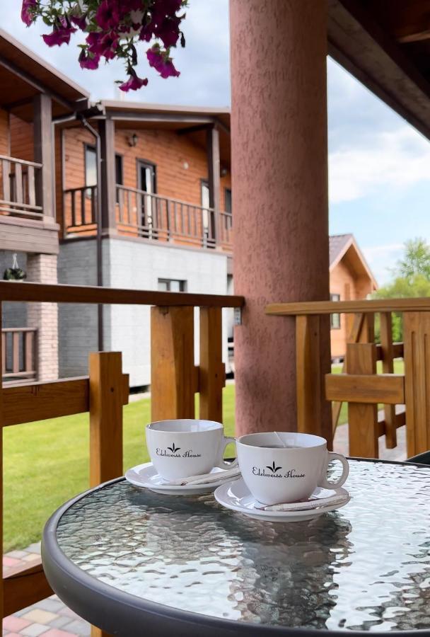 Edelweiss House Hotel Свитяз Екстериор снимка